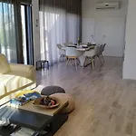 Nyaraló Nika