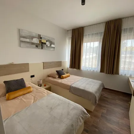 Nika Semesterbostad *